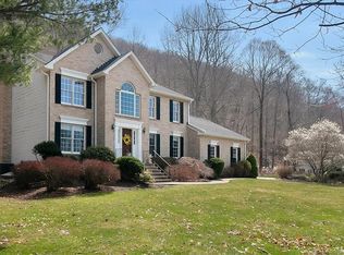190 Copper Ridge Rd, Southington, CT 06489