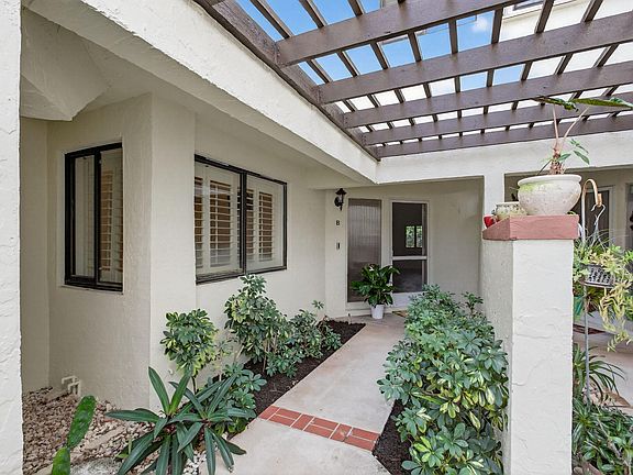 5th image of 102 Sea Oats Drive #B
