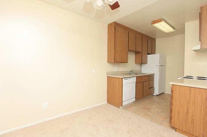 Dining/Kitchen