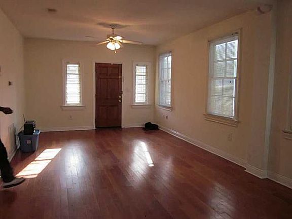 3rd image of 4619-21 Dart St