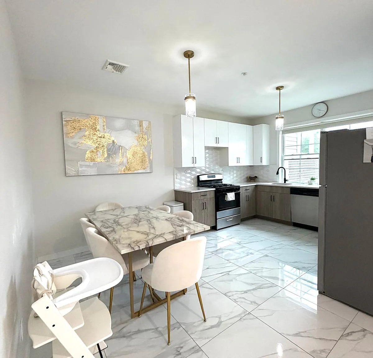 127 Spring St — Photo 3