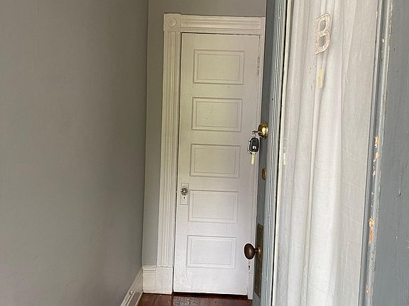 5th image of 2128 W Main St #B