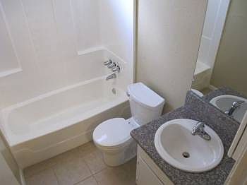 5th image of 4205 49th St APT 2