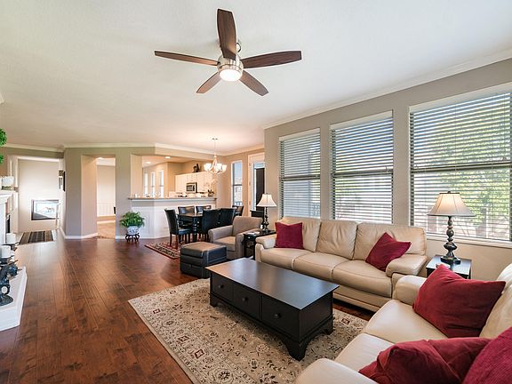 4th image of 15221 N Clubgate Dr Unit 2066
