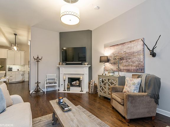 3rd image of 1340 N North Park Ave APT 1
