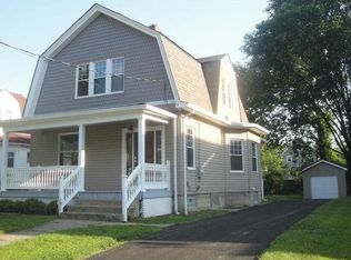 5738 Adelphi St, Cincinnati, OH 45227