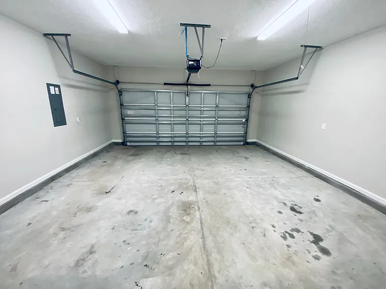 Garage_06192023