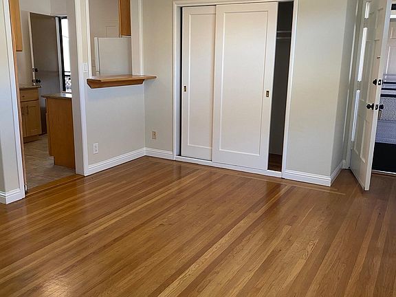 2nd image of 274 Everett Ave