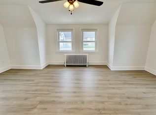 10 Dorothy Ct, Merrick, NY 11566