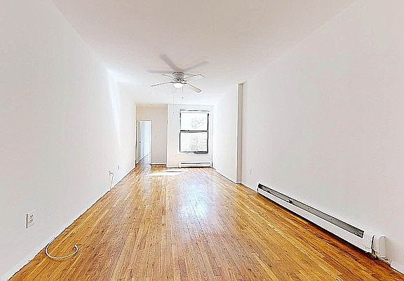 2nd image of 230 W 116th St #Bfl3