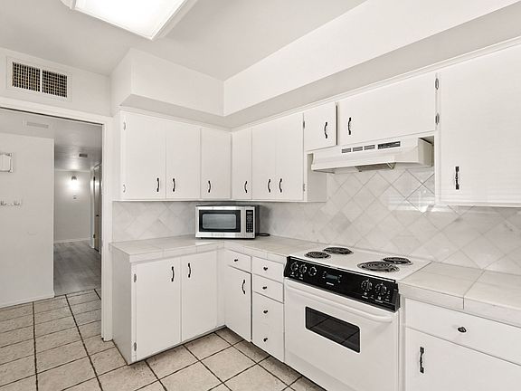 5th image of 6839 E Montecito Ave