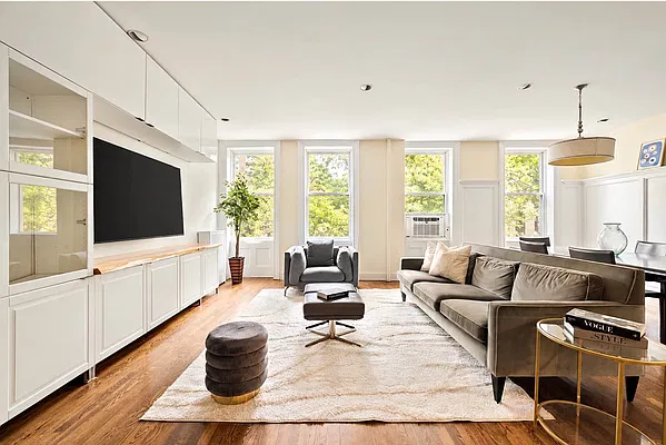 3117 Broadway #10