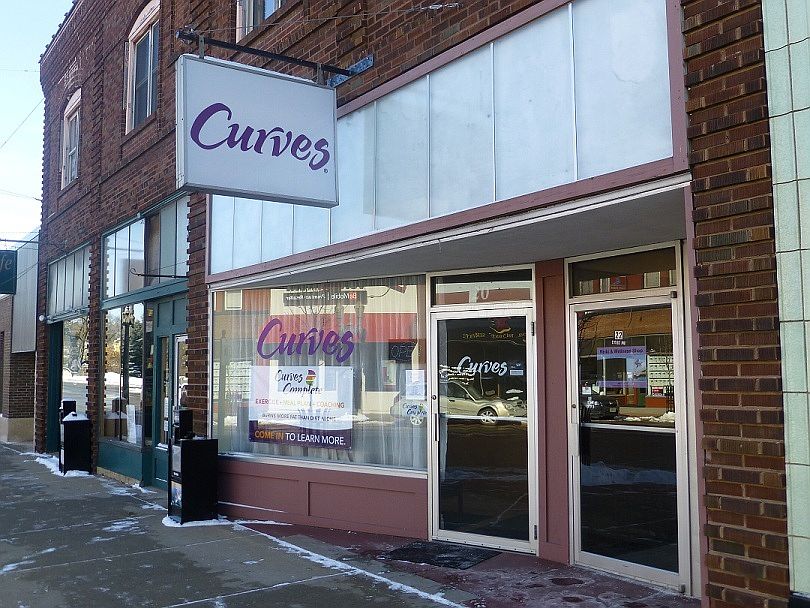 1st image of 20 Main St
