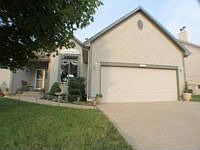 1st image of 5316 NE Holiday Dr