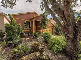 6095 Waterway Bay Dr, Fort Myers, FL 33908