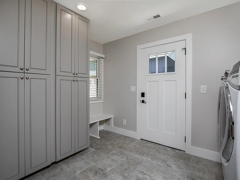 70 Forest Hill Dr — Photo 12