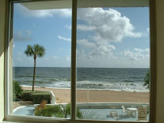 4th image of 3750 Galt Ocean Dr #2