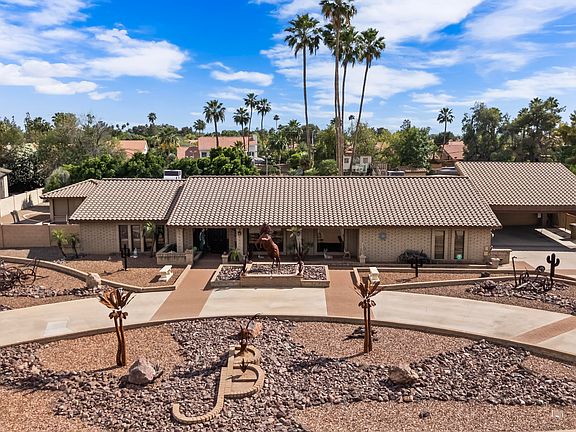 4th image of 6955 W CALAVAR Road
