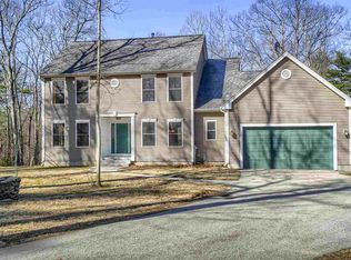 129 Naticook Rd, Merrimack, NH 03054