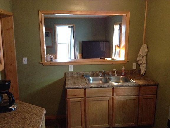 4th image of 1302 Seymour St