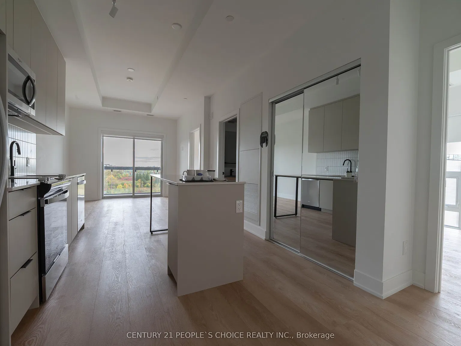 3 bed, $3,600 — Photo 2