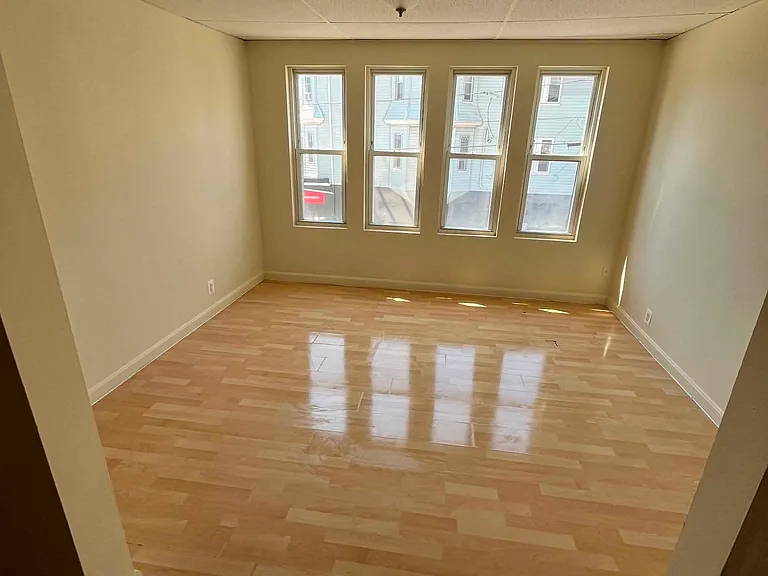 151-159 E Main St #2 — Photo 2