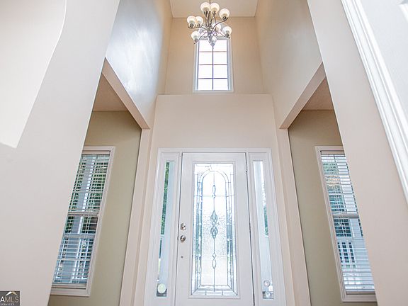 2nd image of 127 Opal Ln