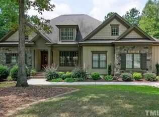 10728 Sunny Point Dr, Zebulon, NC 27597
