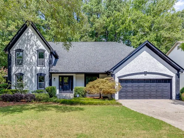 700 Mabry Rd, Sandy Springs, GA 30328