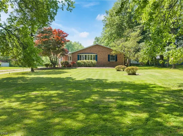 568 W Nimisila Rd, Akron, OH 44319