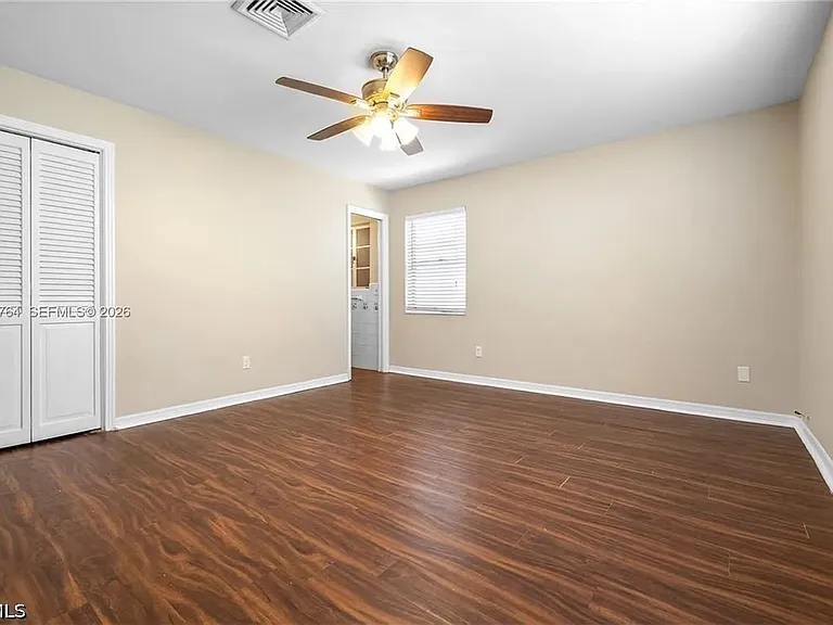 100 Huron Ave — Photo 12