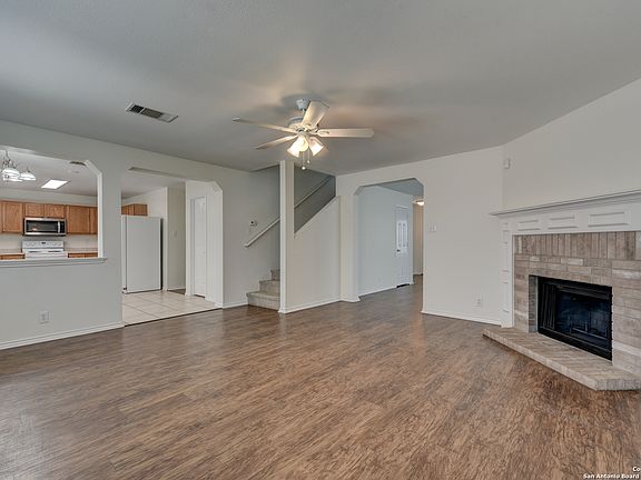 3rd image of 248 TEXAS MULBERRY
