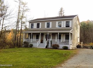 190 E Center St, Lee, MA 01238