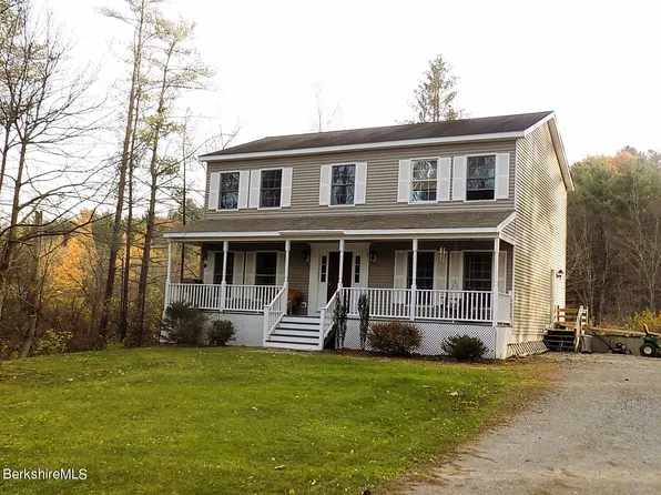 190 E Center St, Lee, MA 01238