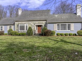 38 Burgevin St, Kingston, NY 12401