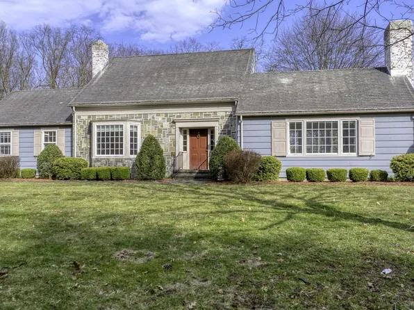 38 Burgevin Street, Kingston, NY 12401