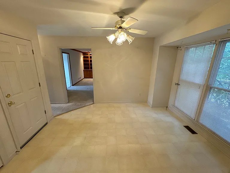 10985 Eagles Cove Dr — Photo 29