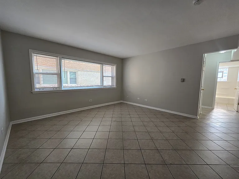 837 Lathrop Ave #GW — Photo 6