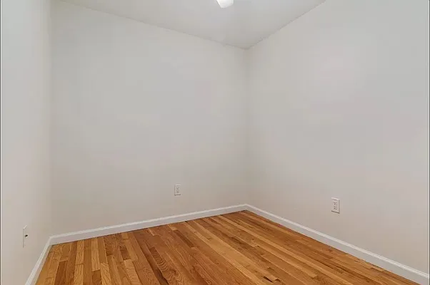 Rented by Dalan Rentals | media 19