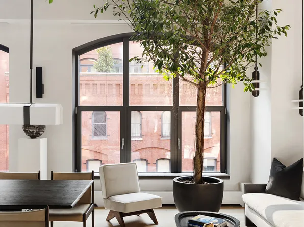 415 Washington Street image 9 of 20