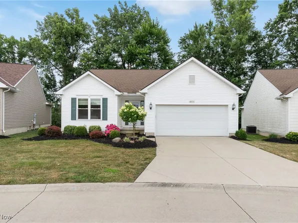 6231 Dogwood Ln, North Ridgeville, OH 44039