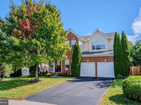 3rd image of 151 Alpine Dr SE