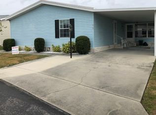 4740 Red Cardinal Ct, Zephyrhills, FL 33541