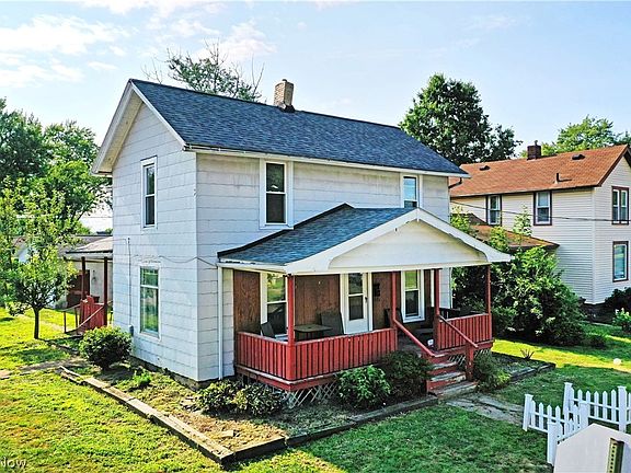 2nd image of 304 Cherry Ave
