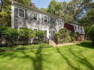 10 Beavers Rd, Tewksbury Township, NJ 07830