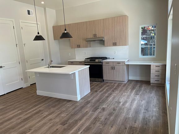 2nd image of 70 S Pearl St #207