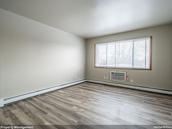 5th image of 1225 Doctors Dr APT 203