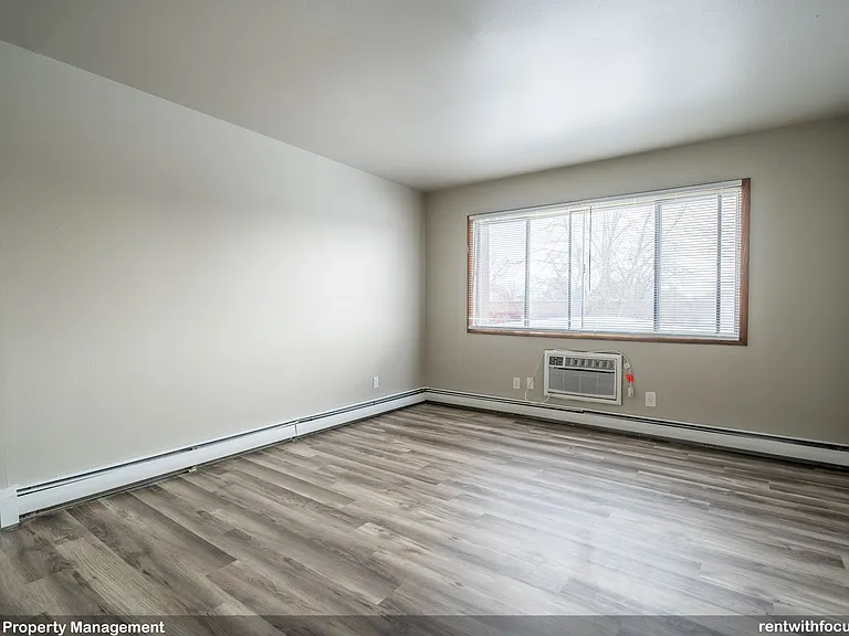 1225 Doctors Dr — Photo 5