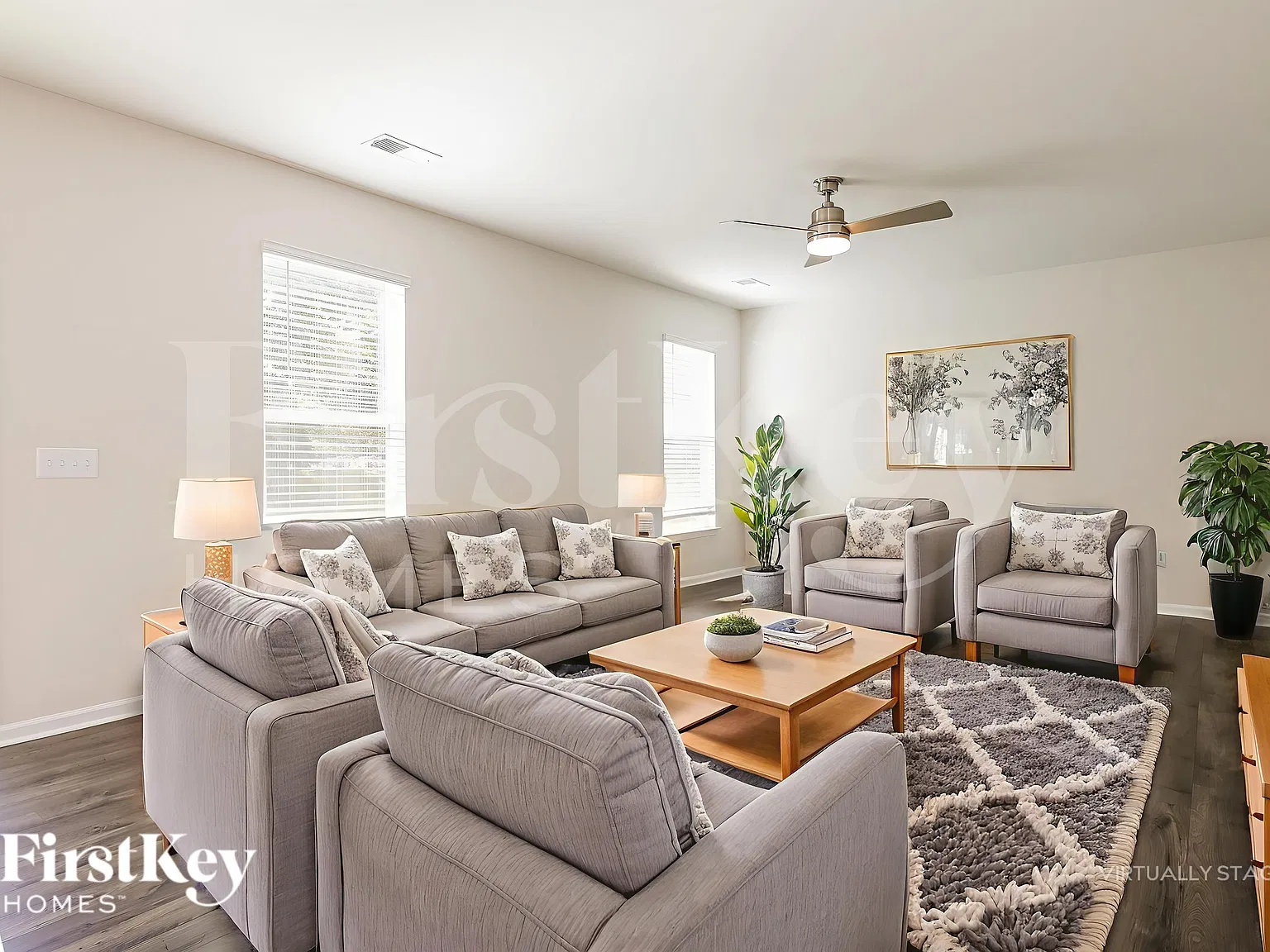 4 bed, 2.5 bath, 2461 sqft, $2,465 — Photo 4