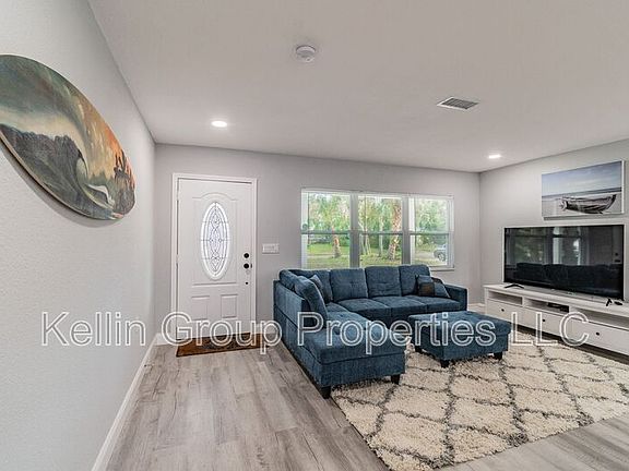 4th image of 2221 Calexico Way S